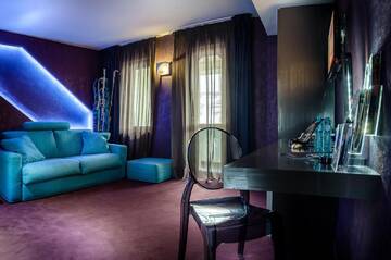 Фотографии Отель Plaza V Hotel г. Тыргу-Муреш (Румыния) №2 Фото Отель Plaza V Hotel г. Тыргу-Муреш 2