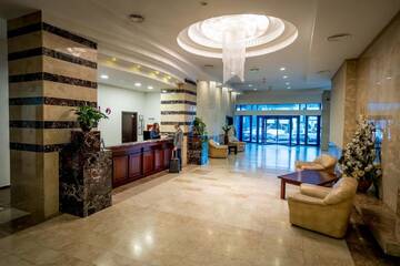 Фотографии Отель Grand Hotel г. Тыргу-Муреш (Румыния) №4 Фото Отель Grand Hotel г. Тыргу-Муреш 4