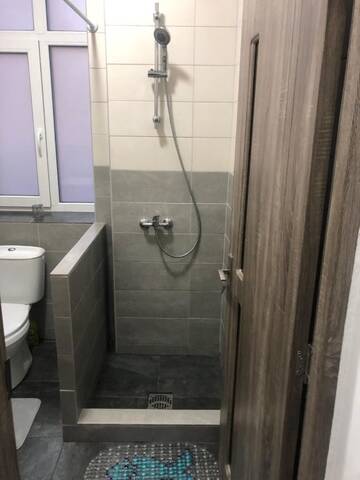 Фото номера Дом с 1 спальней Гостевой дом Andres Central Apartments House г. Тыргу-Муреш 15