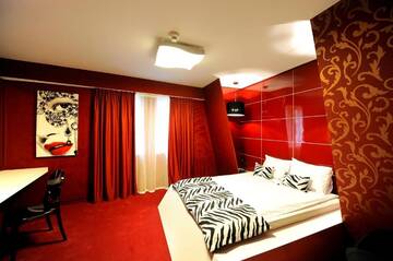 Фото номера Двухместный номер Делюкс с 1 кроватью Отель Plaza V Executive Hotel г. Тыргу-Муреш 13