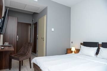 Фото номера Двухместный номер с 1 кроватью Гостевой дом Luxe Stay г. Тыргу-Муреш 11