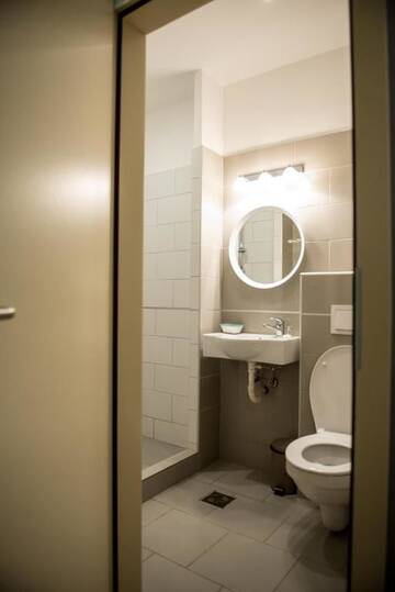 Фото номера Двухместный номер с 1 кроватью Гостевой дом Luxe Stay г. Тыргу-Муреш 13
