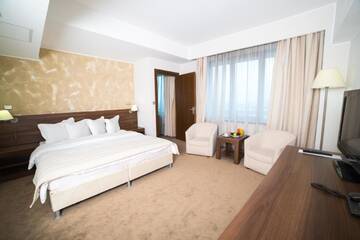 Фото номера Люкс Отель Grand Hotel г. Тыргу-Муреш 5