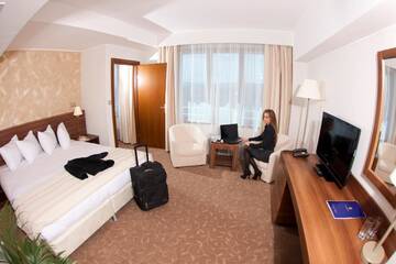 Фото номера Люкс Отель Grand Hotel г. Тыргу-Муреш 9