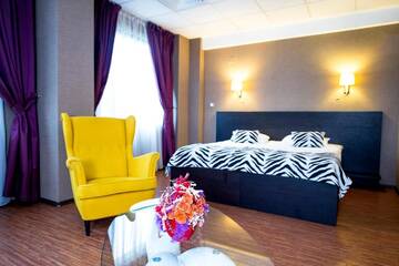 Фото номера Бизнес-люкс Отель Business Hotel Conference Center &amp; Spa г. Тыргу-Муреш 3